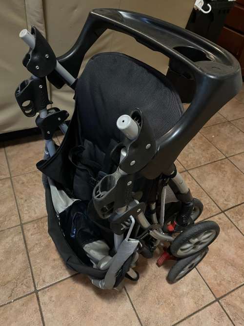 Graco Bravo Mirage Plus Baby Stroller and Car Seat