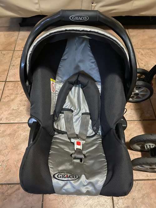 Graco Bravo Mirage Plus Baby Stroller and Car Seat