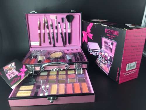 Missyoung Make Up Kit MC1104
