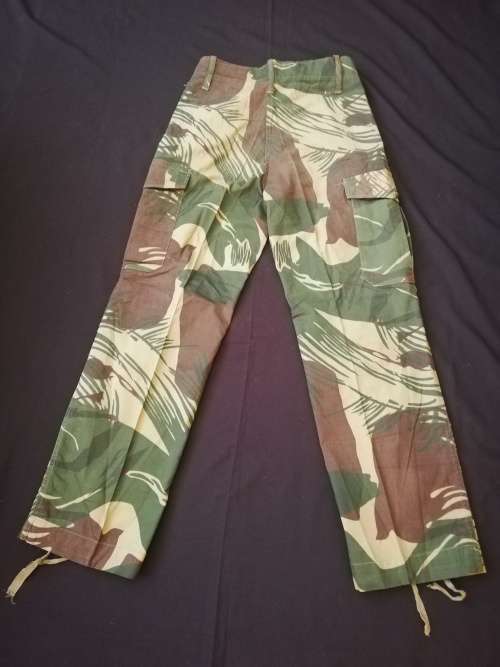 Rhodesian Army camo Pants, late war, size 32. No overseas postage.