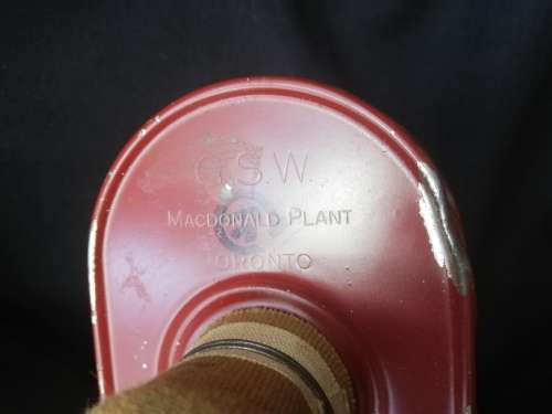 WW2 British/Canadian Gas mask and bag. U.D.F. issue.