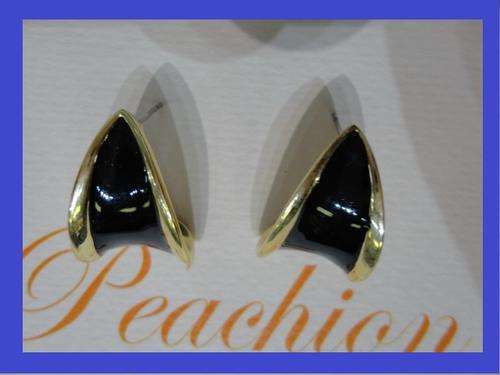 Pretty Gold Plated Black Piercing Earrings