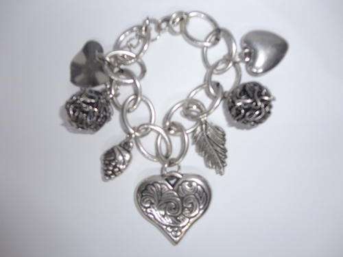 Lovely Heart Charm Bracelet