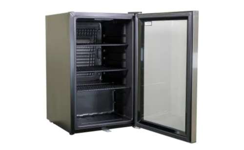 Bar fridge. Snowmaster