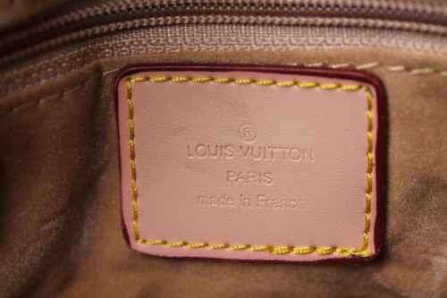 LV Speedy 30 Type Handbag