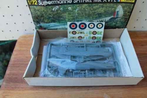 Heller Supermarine Spitfire Mk XVIE Scale 1:72