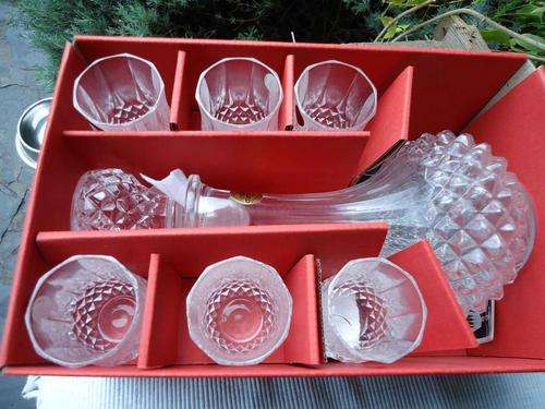 Cristal D'Arques Decanter and Six Port Glasses