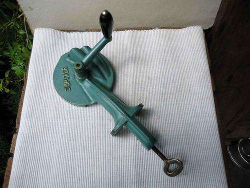 Vintage Jupiter Bean Slicer