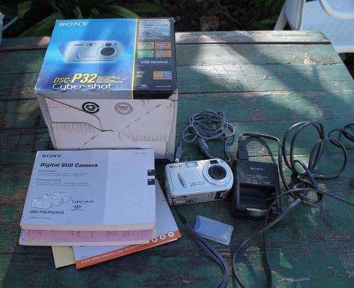 Sony Cybershot P32 Digital Camera