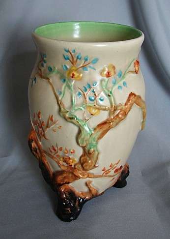 Clarice Cliff,Cherry Tree Vase,1937 - 1938