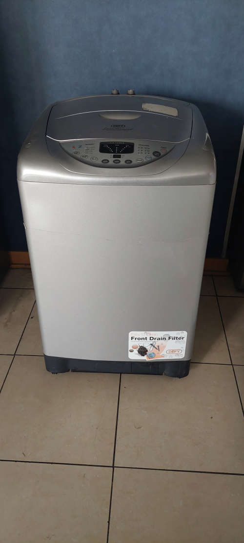 DEFY WASHING MACHINE
