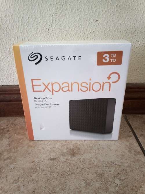 3TB Seagate Expansion Desktop Drive External 3.5 Inch- Brand New Sealed