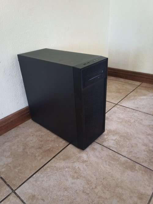 Asrock AMD A10 9700 Gaming PC, 16GB DDR4, 240GB M.2 SSD, AMD Radeon R7 Graphics