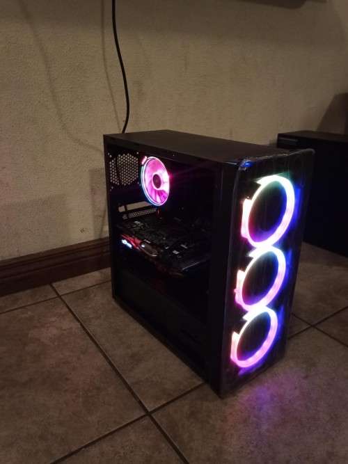 *Like New* MSI Gaming Desktop, AMD 8350 4GHz 8-Core, 16GB RAM, 512GB SSD, MSI R7 370 4GB GDDR5, Wifi