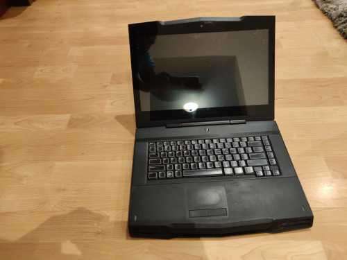 Dell Alienware M15x Gaming Laptop - FOR REPAIRS OR PARTS