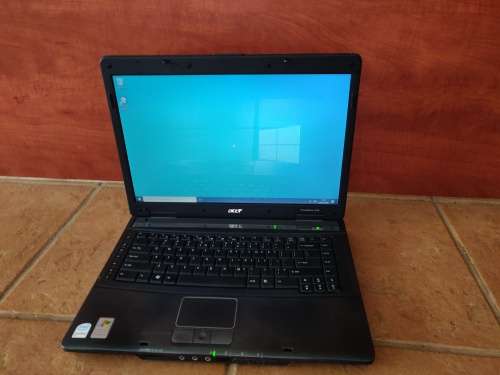 Acer TravelMate 5720 15.5 inch Laptop, 3GB RAM, Windows 10
