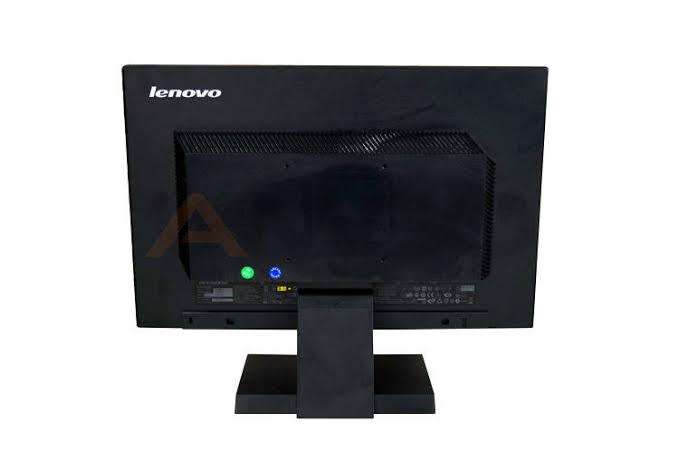 Lenovo M72e Tiny Desktop + 19 inch Monitor with VESA Mount, 500GB, Windows 10