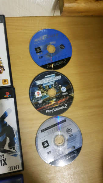 PLAYSTATION 2 GAMES