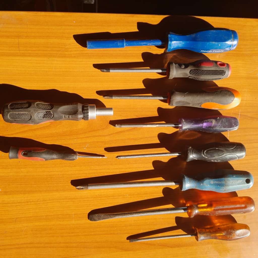 SCREWDRIVERS JOBLOT
