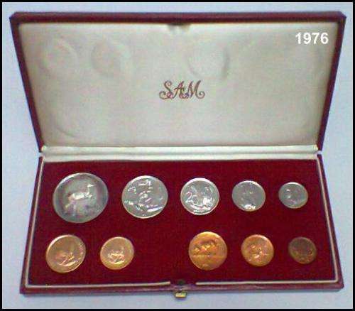 1976 -10 Coin Long Proof Set With 1 Rand And 2 Rand Gold Coins And 1 Rand Silver Coin.
