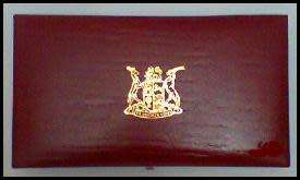 1977 - 9 Coin Proof Set With 1 Rand And 2 Rand Gold Coins. 1 Rand Silver Coin Missing.