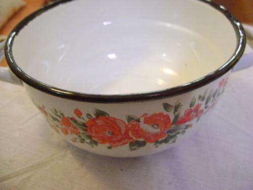 Enamel bowl