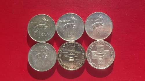 6 x Mint State RSA Silver Rands. Bid per S1R to take all 6. 15 Grams each. Beautiful.