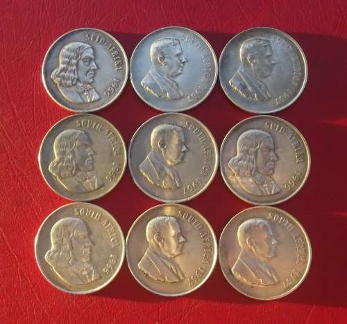 9 X RSA SILVER RANDS. 15 GRAMS EACH. 80% SILVER. BID PER COIN TO TAKE ALL 9.