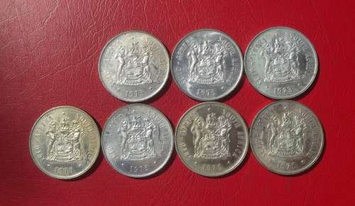 7 X RSA UNCIRCULATED SILVER RANDS. 80% SILVER. BID PER RAND TO TAKE ALL 7.