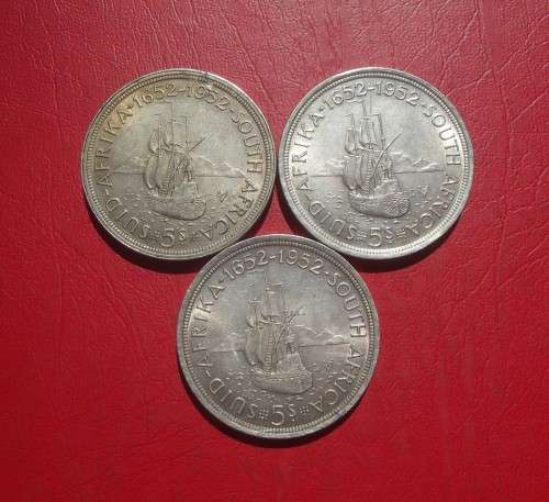 3 X 1952 SILVER 5 SHILLINGS. 28.8 GRAMS EACH. 50% SILVER CONTENT. BID PER CROWN TO TAKE 3.