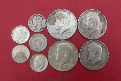 COLLECTION OF SILVER USA COINS.