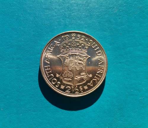 BRILLIANT UNCIRCULATED 1952 SILVER 2.5 SHILLING. MAYBE PROOF.