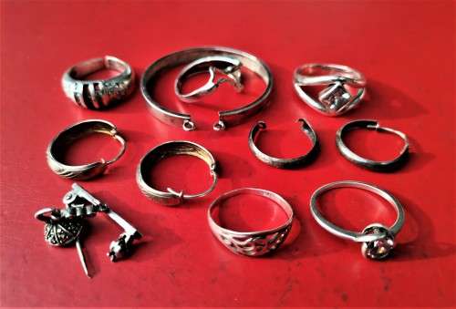 SCRAP 925 SILVER JEWELERY. WEIGHT: 19.10 GRAMS.