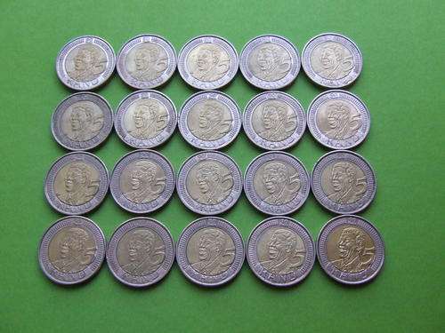 Weekend Special!!!  20 Circulated 2008 R5 Mandela Birthday coins - no shine.  One buyer takes all.