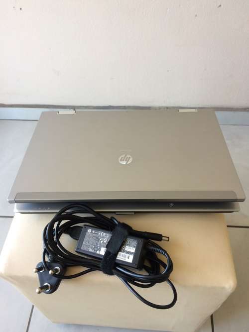 Clean Silver hp EliteBook 8540p i7 - M620 Laptop (i7 Dual Core) NVIDIA® NVS 5100M Win 10 Pro