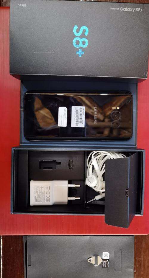 Samsung Galaxy S8 Plus NEW CONDITION BOXED
