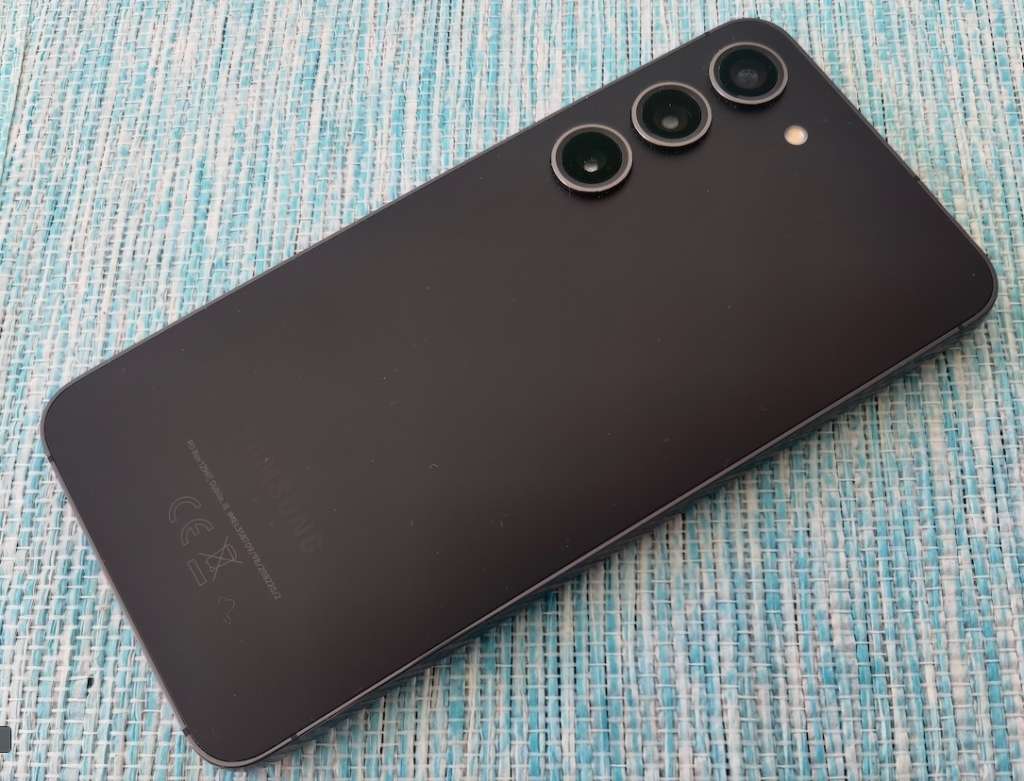 SAMSUNG GALAXY S23 - BOXED - NEW CONDITION