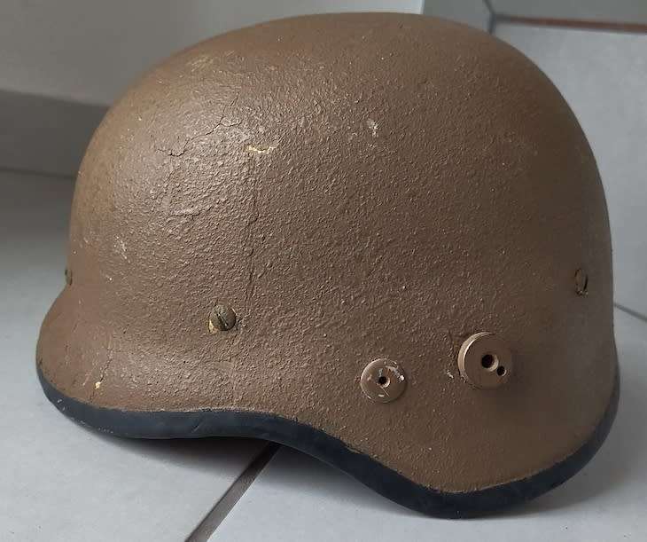 SA ARMY FIBERGLASS HELMET