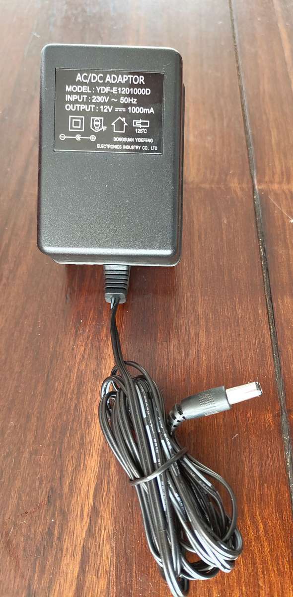 CROSLEY CLASSIC TRANSISTOR RADIO