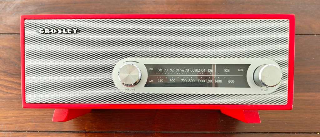 CROSLEY CLASSIC TRANSISTOR RADIO