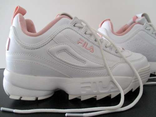 New FILA DISRUPTOR II 2 Shoes White with Pink Accents Size 6