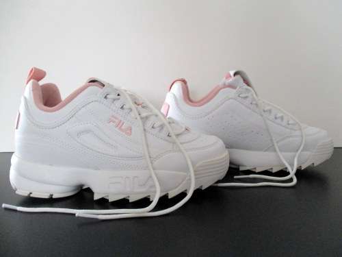 New FILA DISRUPTOR II 2 Shoes White with Pink Accents Size 6