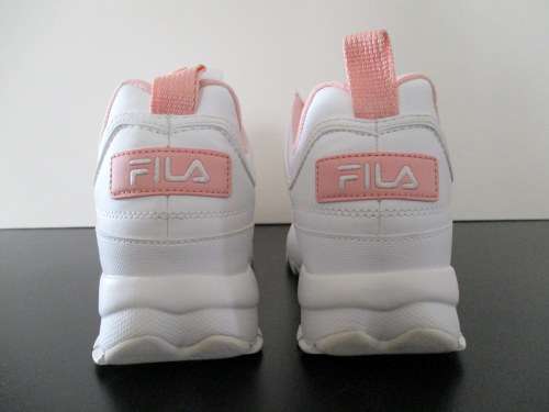 New FILA DISRUPTOR II 2 Shoes White with Pink Accents Size 6