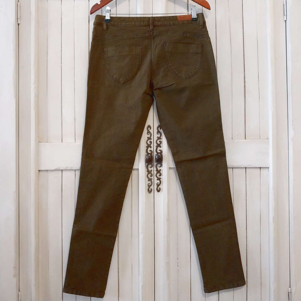 SHANA LOW-RISE ARMY GREEN STRETCH SKINNY JEANS - ARMY GREEN