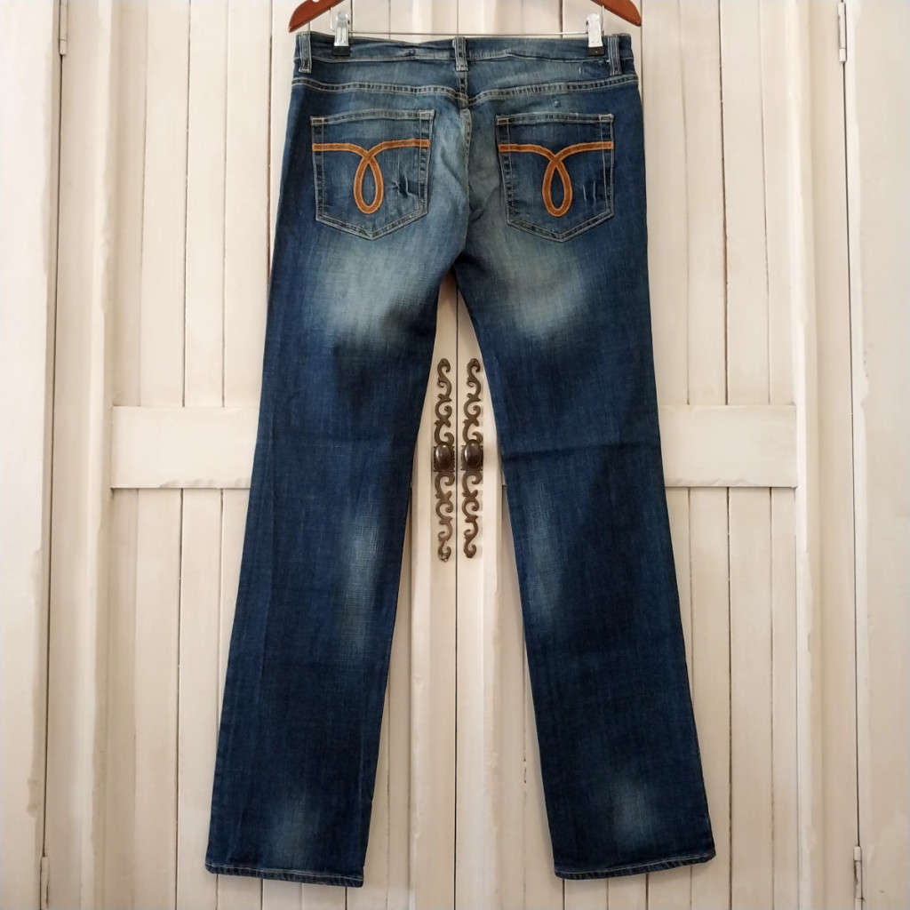 CALVIN KLEIN MID-RISE STRETCH RELAXED STRAIGHT LEG JEANS W30 - VINTAGE WASH