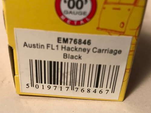 Pocketbond `Classix` EM76846 Austin FL1 hackney carriage