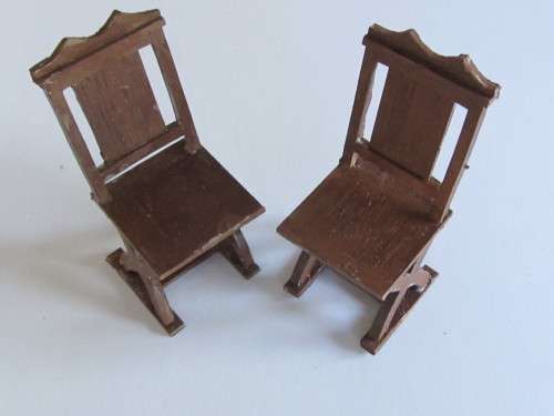 Dollhouse Miniature1:12" scale - 2 chairs made of resin