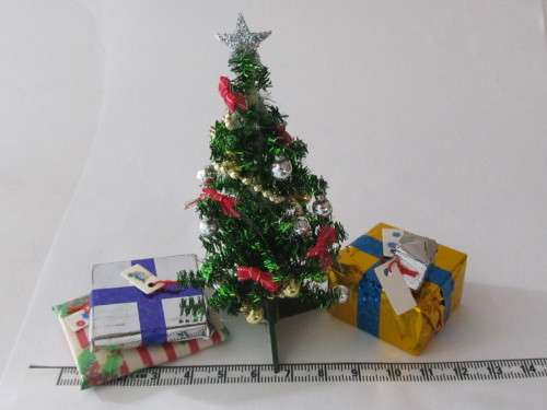 Dollhouse Miniature 1:12" scale - small Christmas tree with wrapped and tagged gifts - all handmade