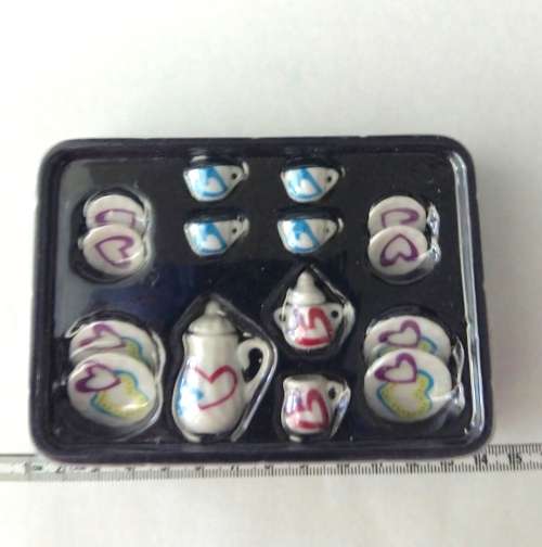 Dollhouse Miniature1:12" scale - porcelain coffee set