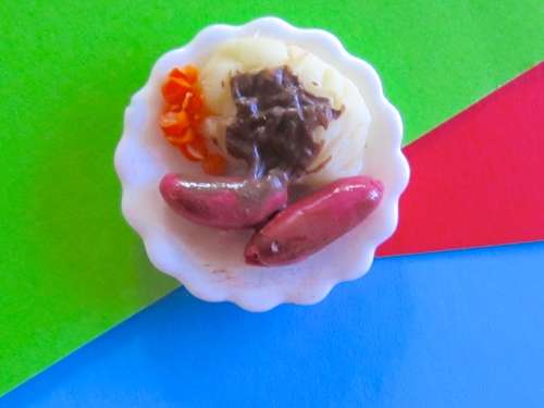 Miniature Dollhouse 1/12" scale - plate of food - sausage and mash with carrots